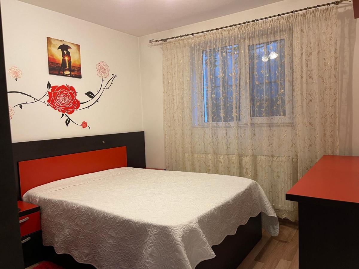 דירות יאשי Casa Iris מראה חיצוני תמונה