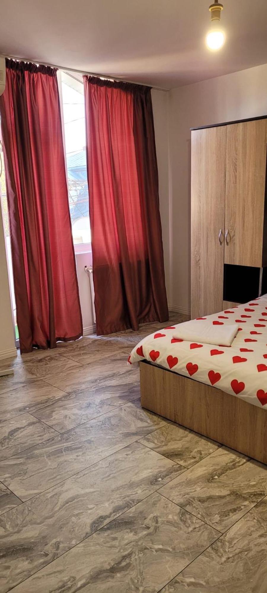 דירות יאשי Casa Iris מראה חיצוני תמונה