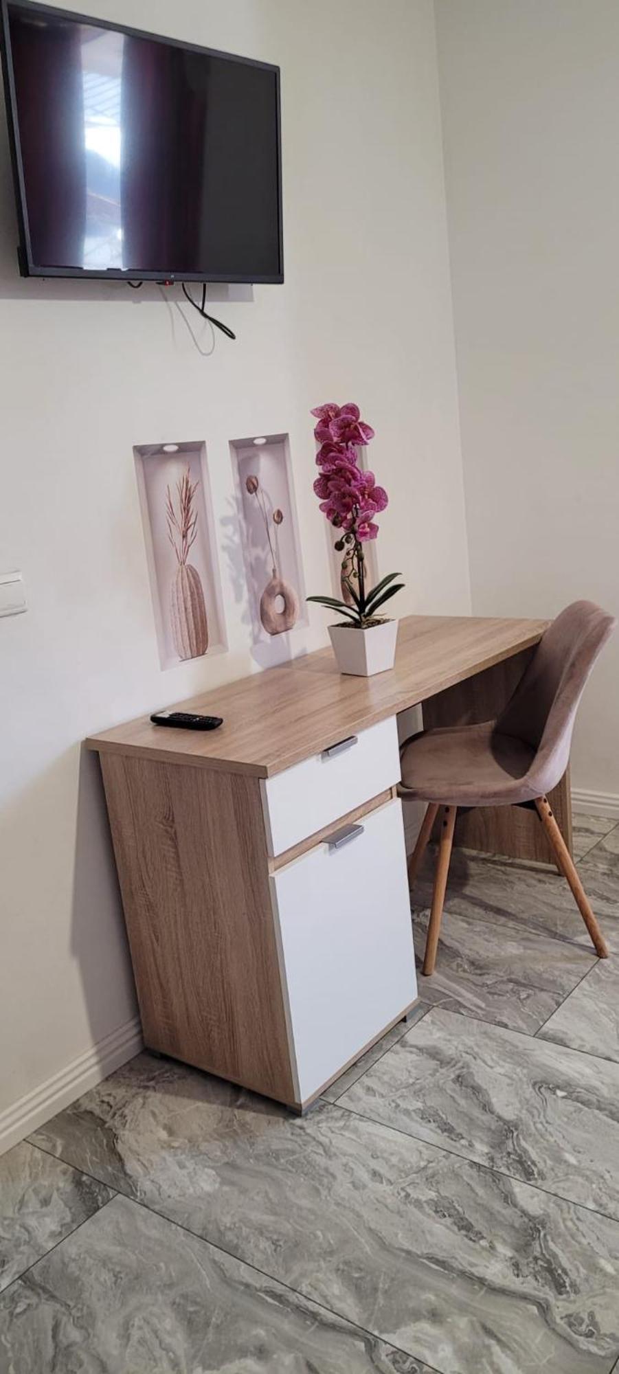 דירות יאשי Casa Iris מראה חיצוני תמונה